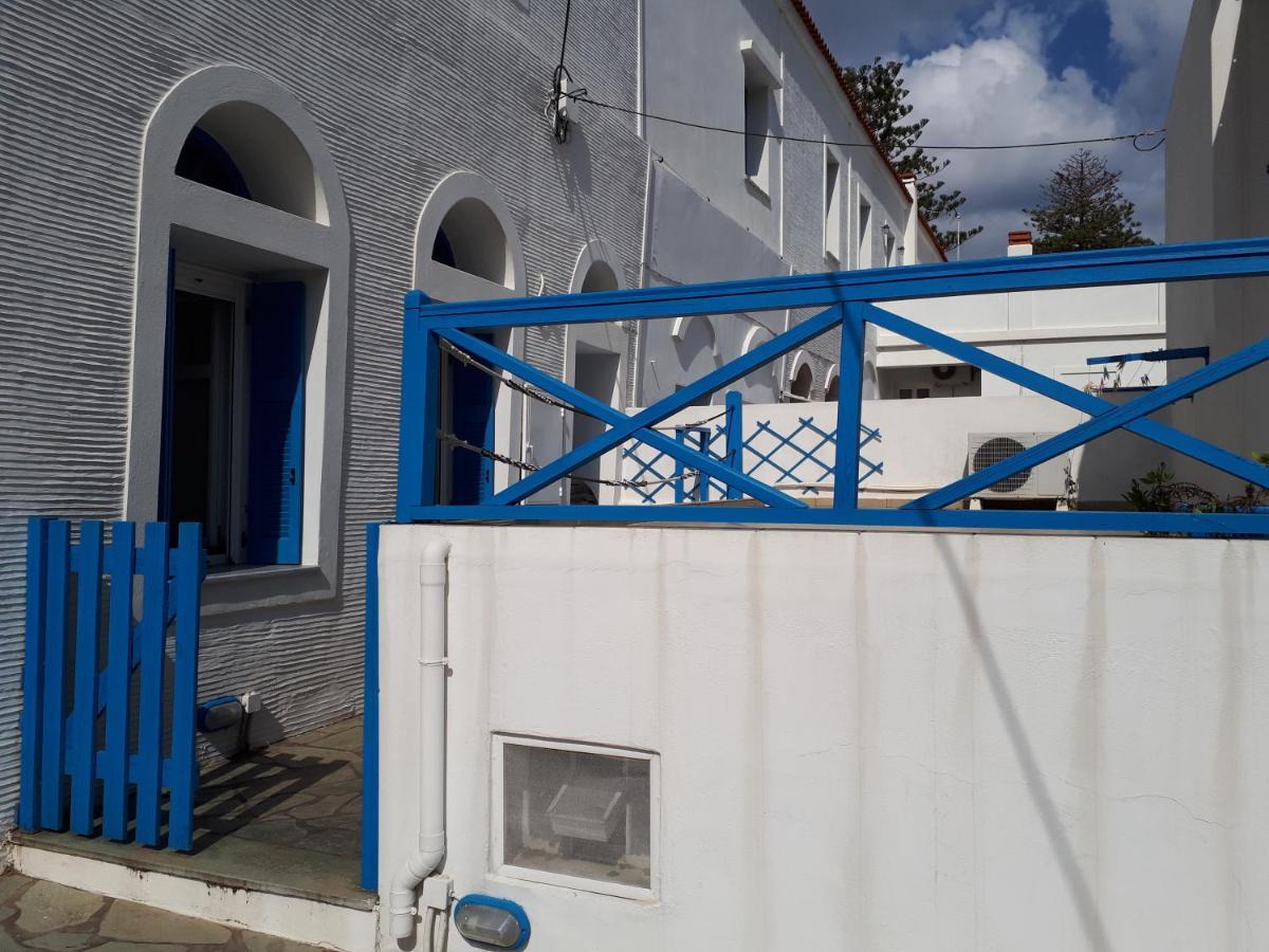 Ándros Roula'S Suites מראה חיצוני תמונה